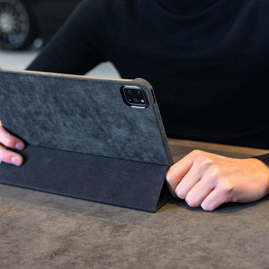 MTA x Alcanside - Alcantara iPad Pro 11 inch (2018) Cover - Space Grey - Alcanside